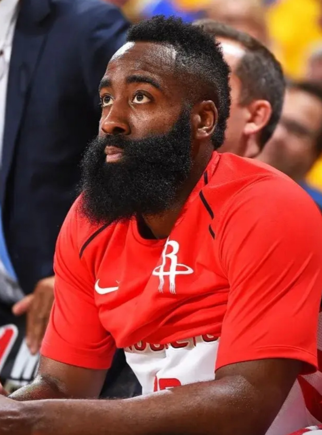 集结日体能课后，费城76人单刀错失备战欧超杯，信心回归，资深球员宣示担当的简单介绍