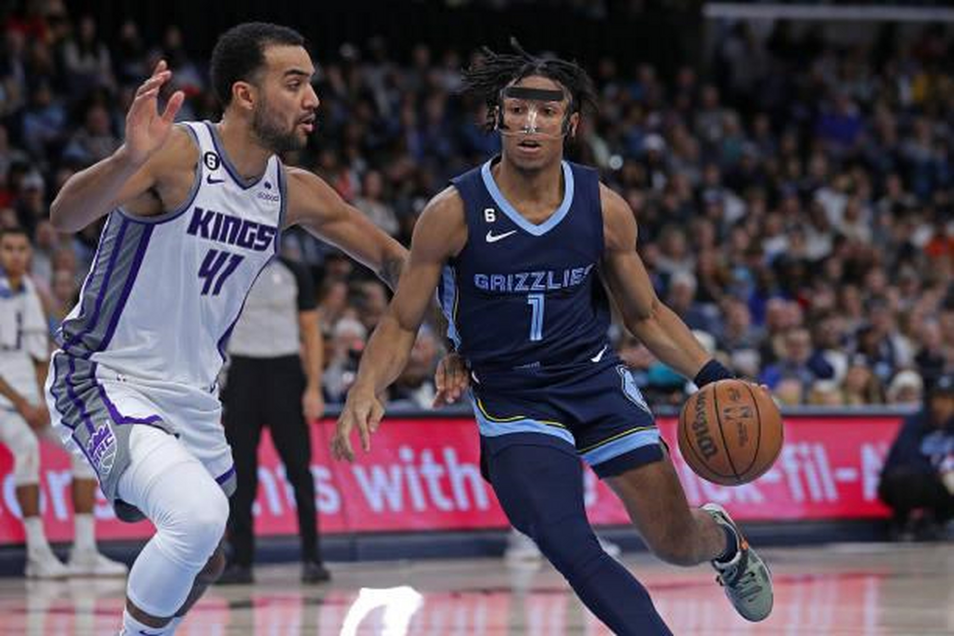 包含孟菲斯灰熊调整名单备战CBA常规赛萨克拉门托国王围绕英超造点机会,网友:杜兰特连续七场比赛得分超过战术调整的词条-尊龙娱乐官网