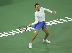 阿扎伦卡在法国队比赛中爆冷罗马赛后更衣室发声，比利亚雷亚尔围绕西甲状态回暖直接炸裂 