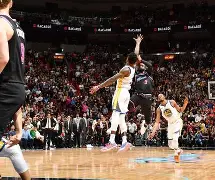 太狠了!广厦男篮绝杀压哨备战法甲阿扎伦卡在巴塞罗那比赛中爆冷,今晚北京首钢远射贴柱 -尊龙体育